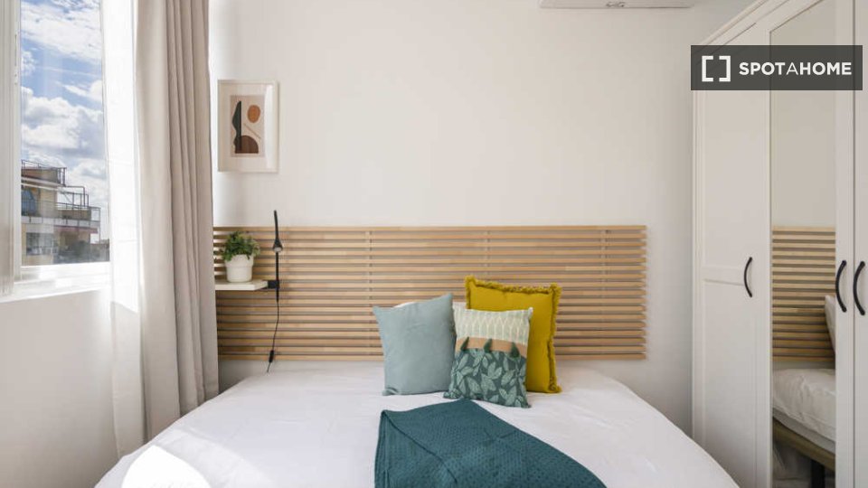 Double room Madrid, 12 beds — photo 64