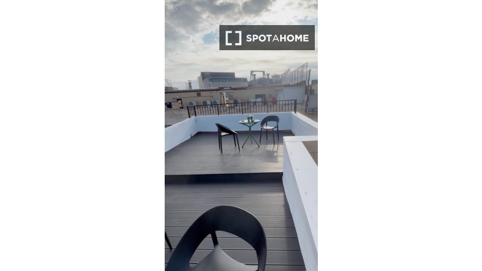 Double room Barcelona, 6 beds, 150m² — photo 12