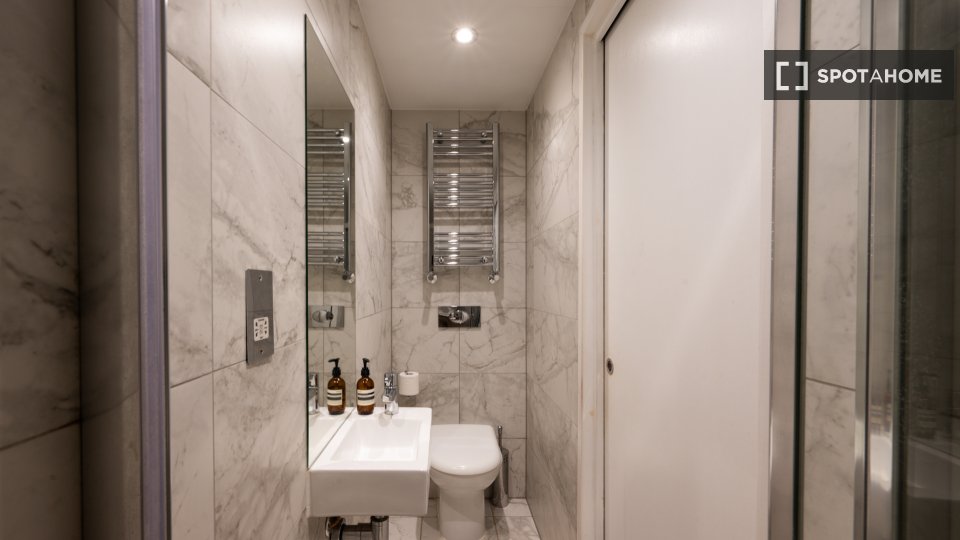 Apartment mono London — photo 8