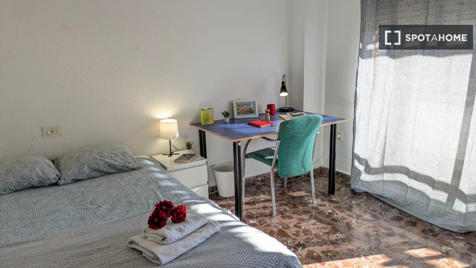 Double room Valencia, 7 beds, 152m² — photo 45