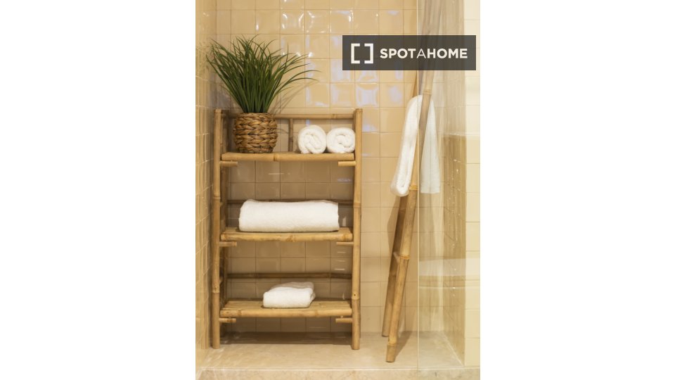 Apartment Lisbon, 1 bed, 42m² — photo 41