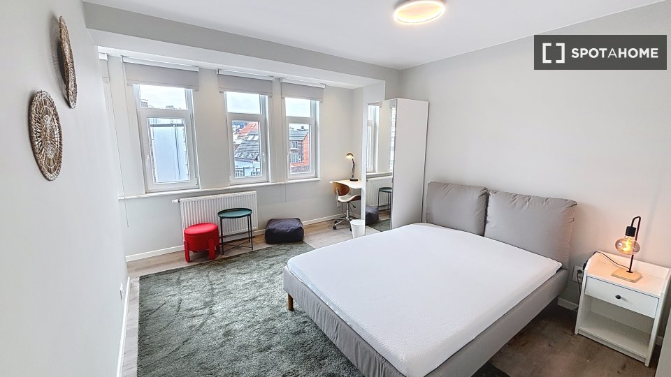 Double room Brussels, 5 beds — photo 41