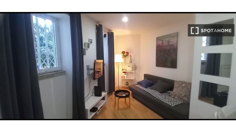 Apartment Lisbon, 1 bed, 32m² — photo 9