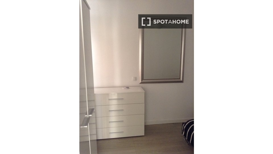 Apartment mono Madrid, 57m² — photo 9