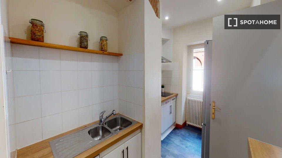 Double room Toulouse, 6 beds, 120m² — photo 4