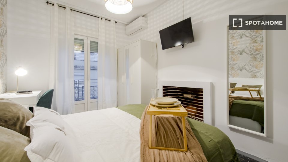 Double room Madrid, 8 beds — photo 11