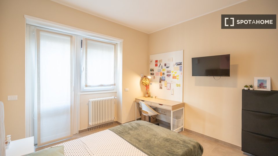 Double room Milan, 4 beds — photo 12
