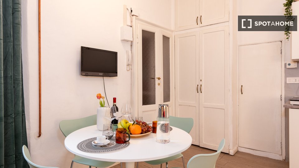 Apartment Milan, 1 bed, 40m² — photo 23