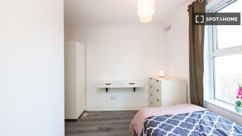 Double room London, 7 beds — photo 1