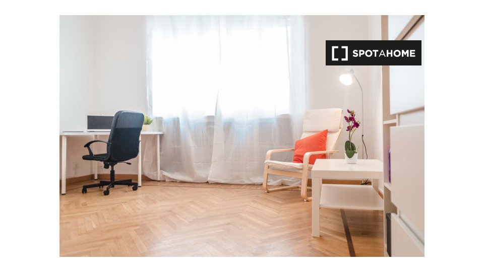 Double room Turin, 4 beds — photo 6