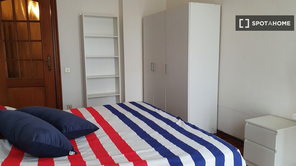 Double room Turin, 4 beds, 122m² — photo 11
