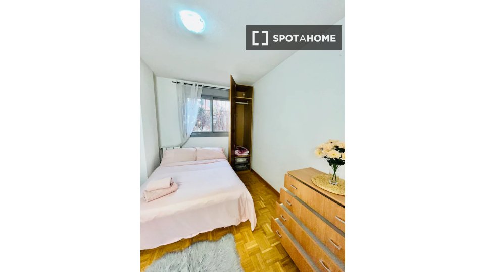 Habitación doble Madrid, 3 habitaciones — foto 7