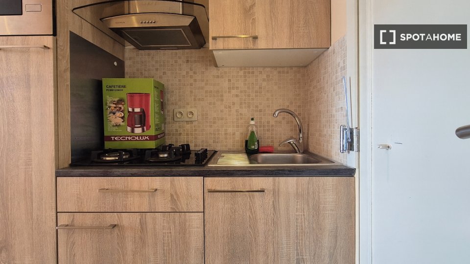 Apartment Brussels, 1 bed, 30m² — photo 4