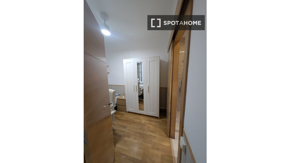 Camera doppia Barcellona, 4 camere, 84m² — foto 12