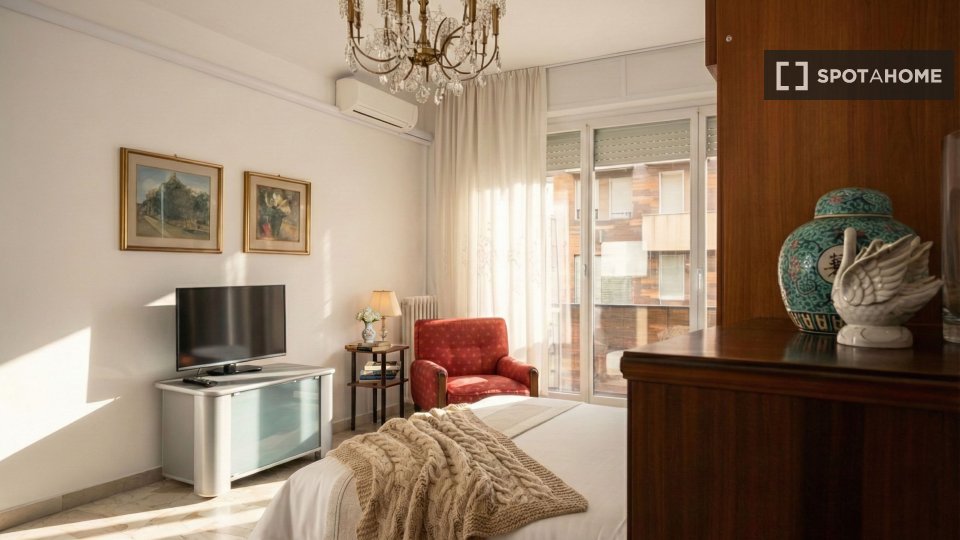 Apartment Milan, 2 beds, 79m² — photo 32