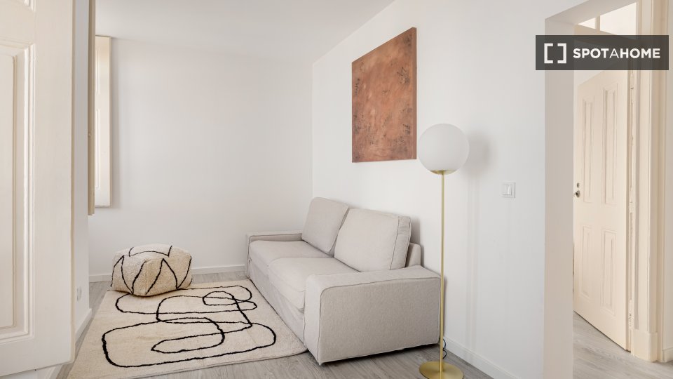 Apartment Lisbon, 2 beds — photo 19