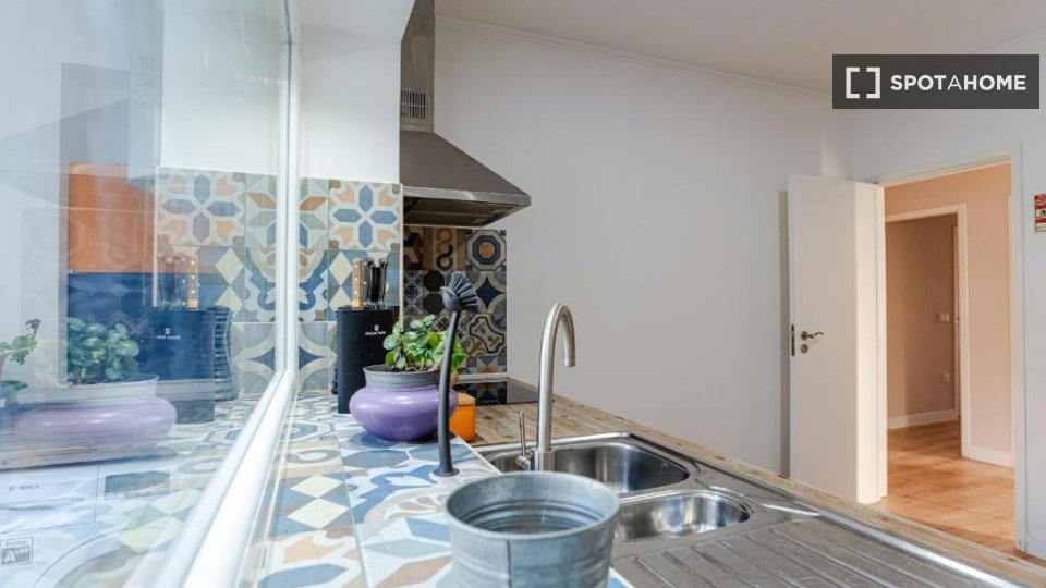 Apartment Porto, 2 beds, 80m² — photo 2