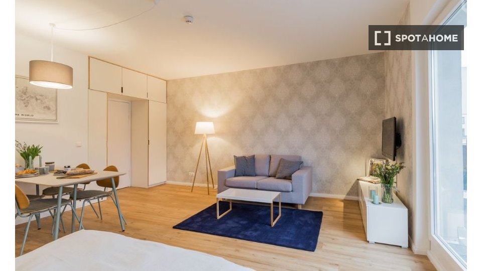 Apartment mono Berlin — photo 14