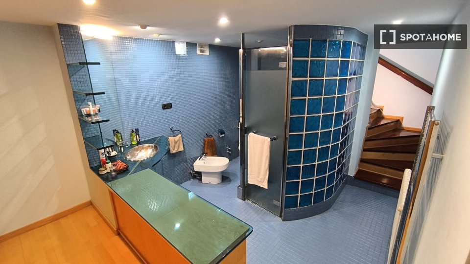 Double room Barcelona, 5 beds, 650m² — photo 13