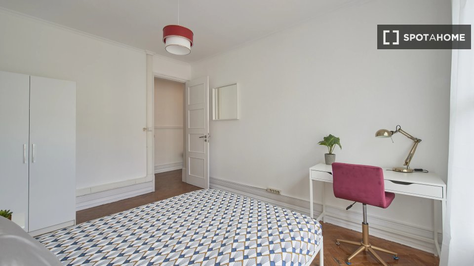 Double room Lisbon, 8 beds — photo 13