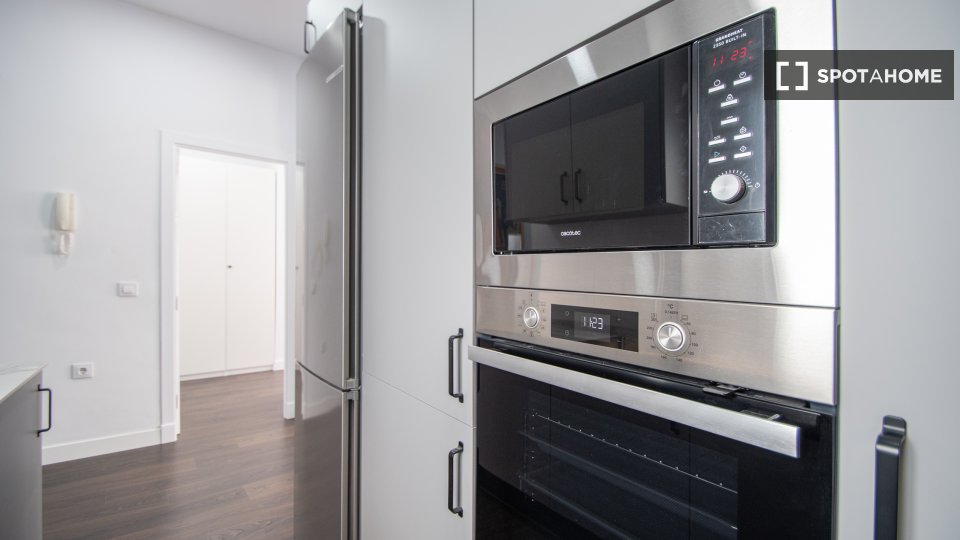 Apartment Cadiz, 3 beds, 100m² — photo 1