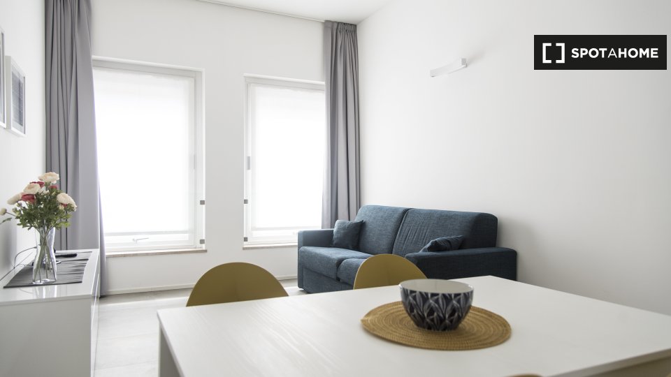 Apartment Milan, 1 bed, 67m² — photo 11