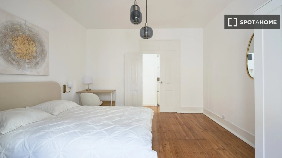 Double room Lisbon, 8 beds — photo 2