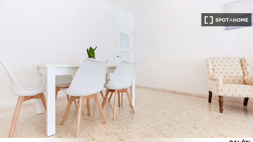 Double room Seville, 5 beds — photo 22