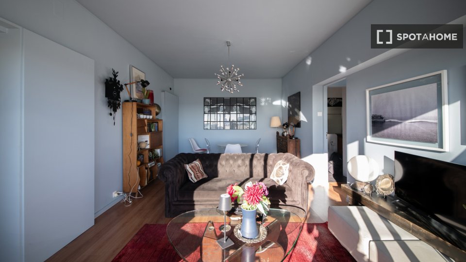 Apartment Lisbon, 1 bed, 55m² — photo 8