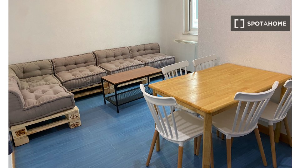 Double room Salamanca, 5 beds, 100m² — photo 7