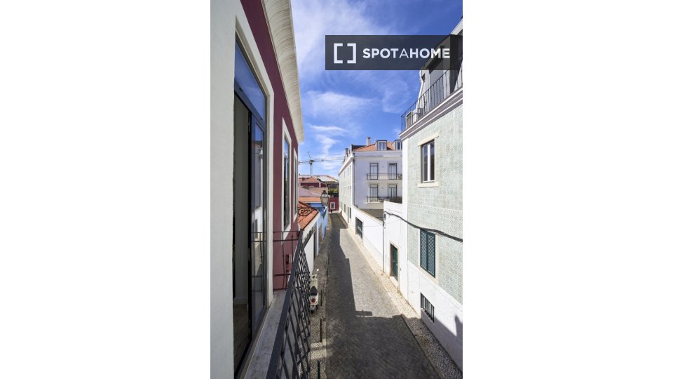 Apartment Lisbon, 1 bed — photo 15
