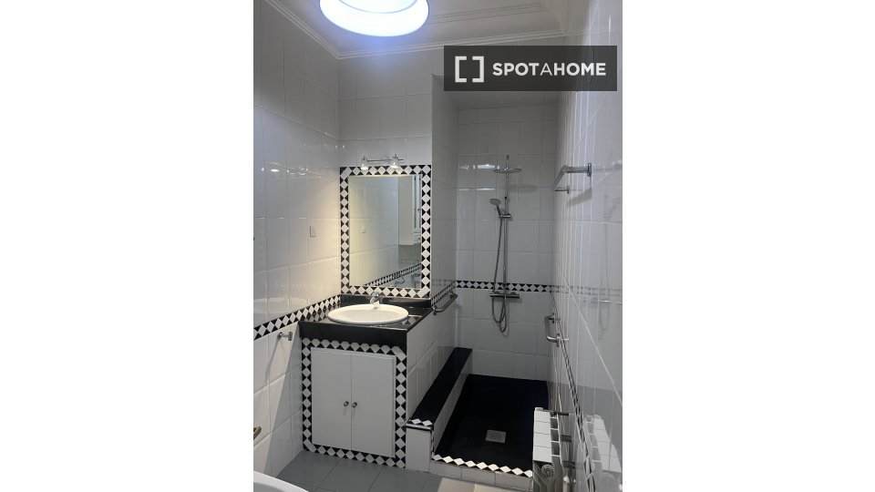 Apartment Madrid, 3 beds, 100m² — photo 4