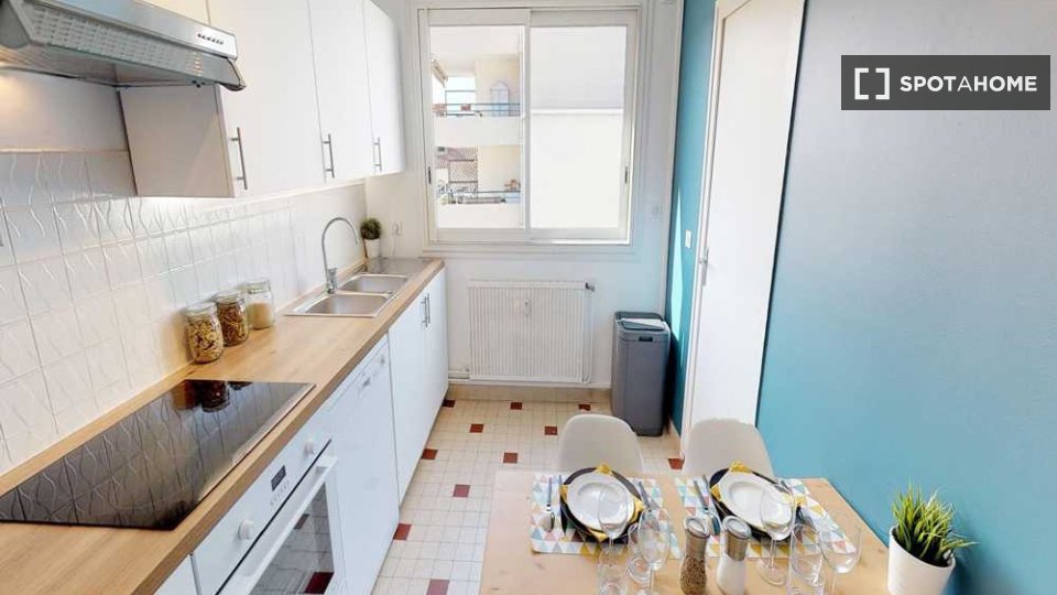 Camera doppia Lione, 4 camere, 90m² — foto 12