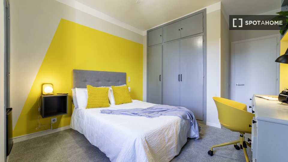 Double room Madrid, 7 beds, 157m² — photo 3