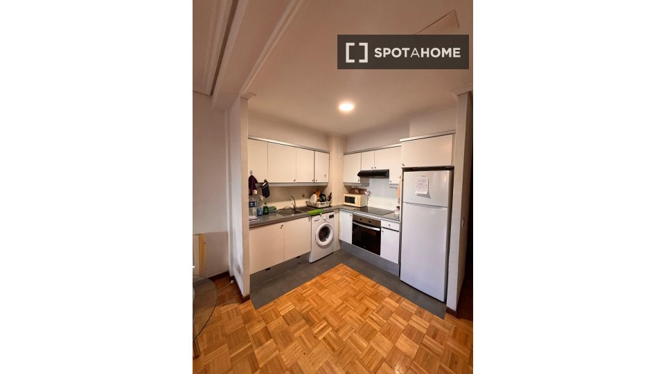Double room Pamplona, 1 bed — photo 11