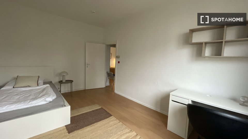Apartment Berlin, 1 bed, 54m² — photo 11