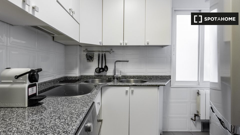 Apartment Madrid, 2 beds, 90m² — photo 9
