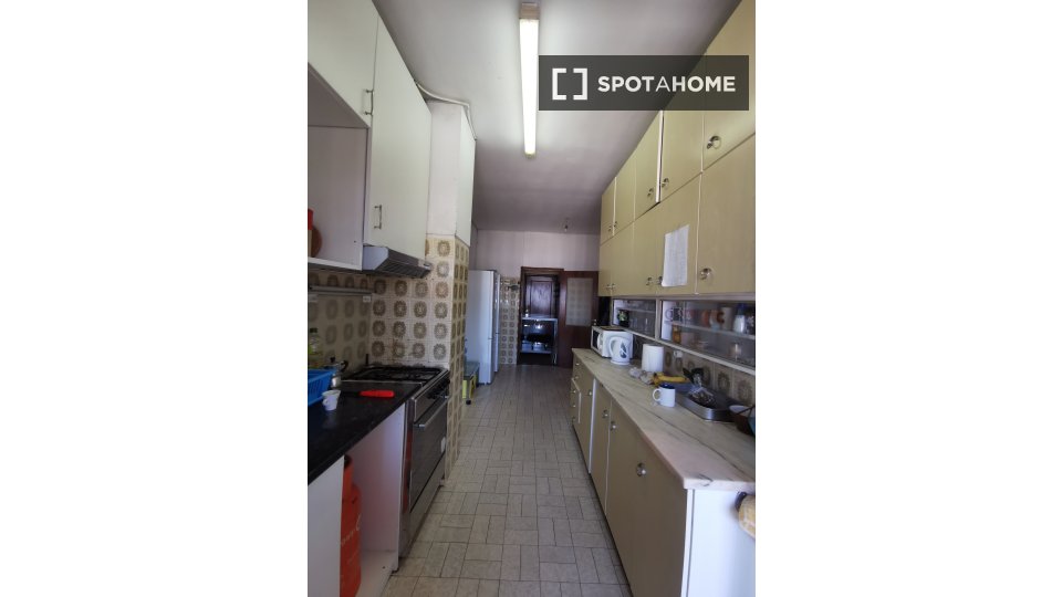Double room Porto, 5 beds, 150m² — photo 15