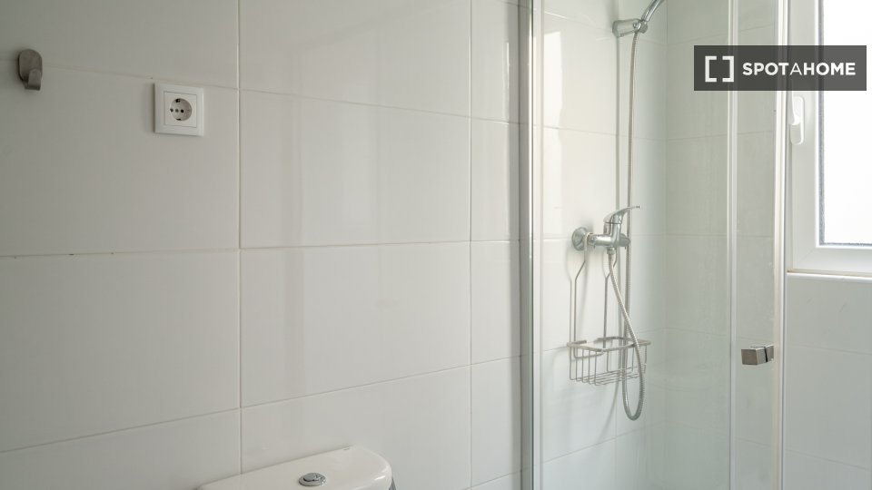 Apartment Lisbon, 3 beds — photo 2