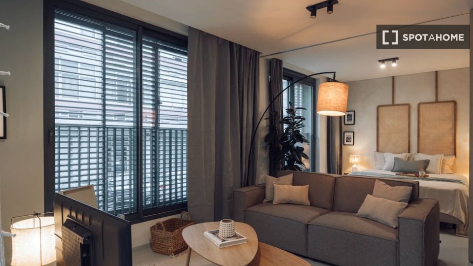 Apartment Lisbon, 2 beds — photo 11