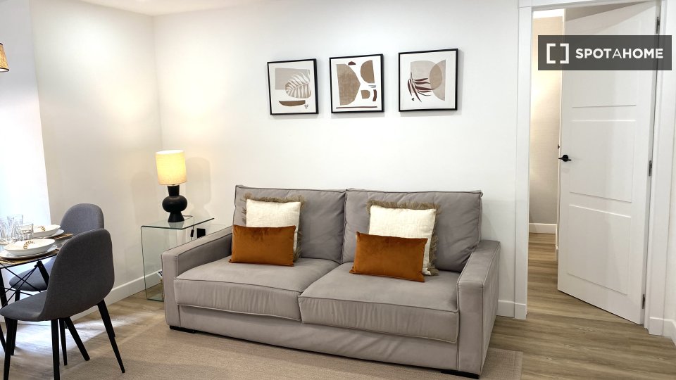 Apartment Madrid, 2 beds, 69m² — photo 14