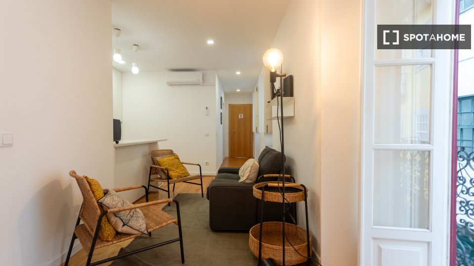Apartment Coimbra, 2 beds, 75m² — photo 17
