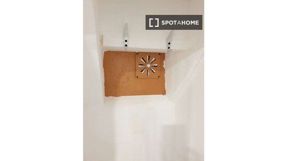 Apartment mono Lisbon, 29m² — photo 18