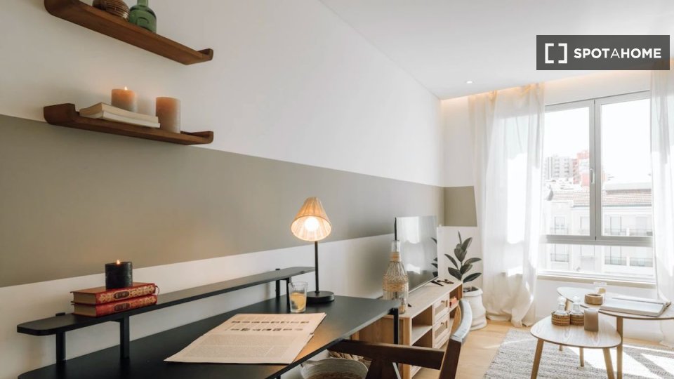 Apartment Lisbon, 1 bed — photo 2