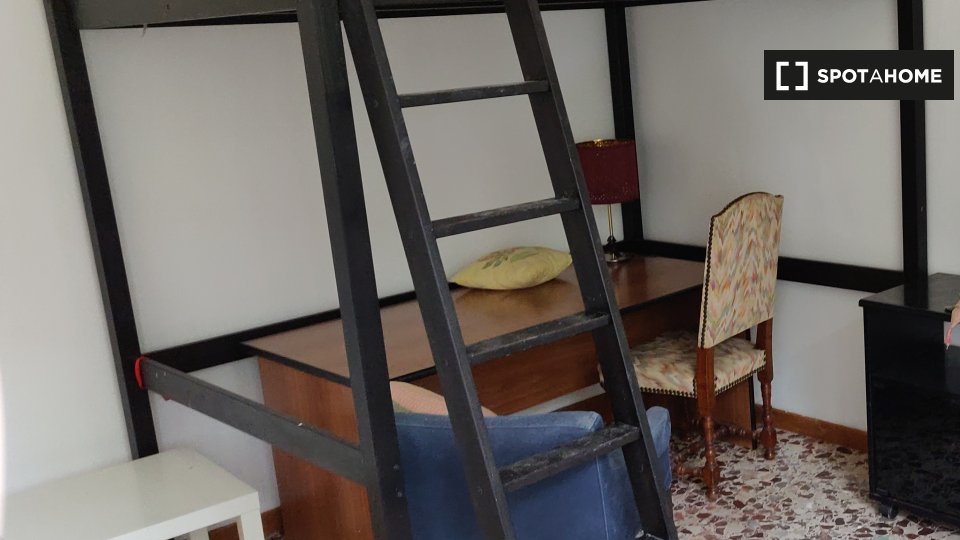 Double room Milan, 3 beds, 100m² — photo 4