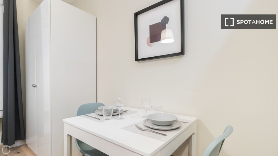 Apartment Milan, 1 bed, 37m² — photo 14
