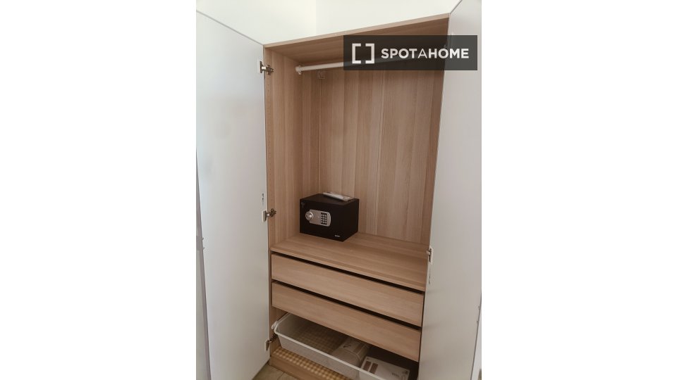 Double room Milan, 4 beds, 120m² — photo 1