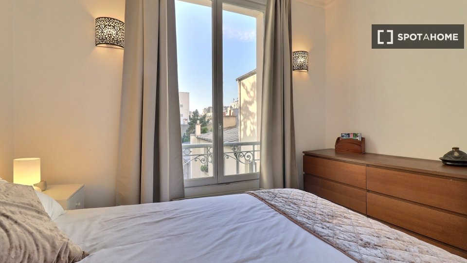 Apartment Paris, 1 bed, 77m² — photo 9