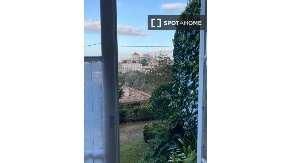 Apartment Lisbon, 3 beds — photo 14