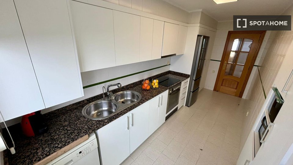 Apartment Valencia, 3 beds, 90m² — photo 3